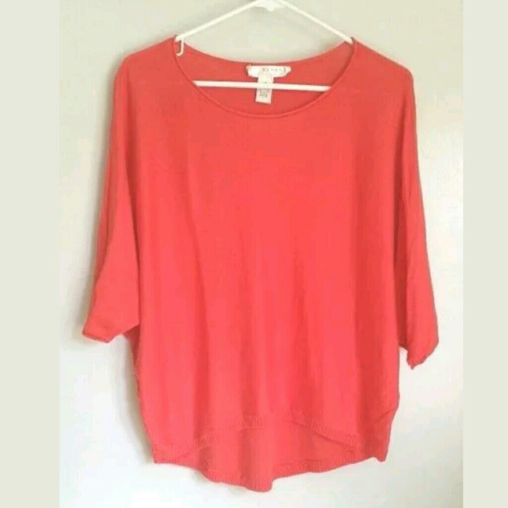 Lightweight Coral Knit Top M